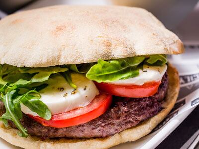 strada-burger.jpg