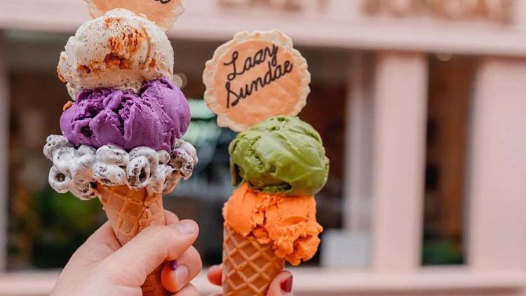 Ice cream parlour Lazy Sundae scoops second site