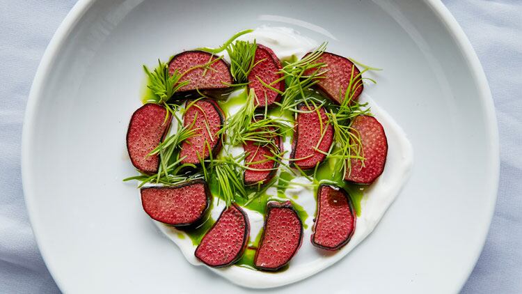 Rhubard-fresh-spruce-yoghurt-web.jpg