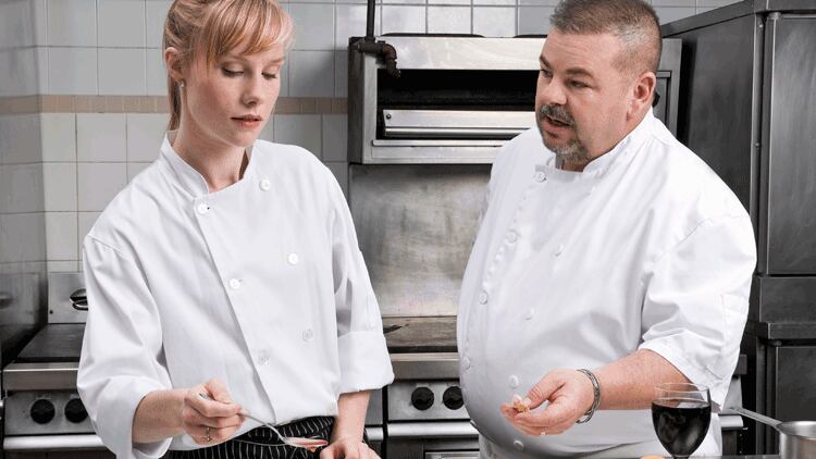 Businesses urged to support Hospitality Apprenticeships Week