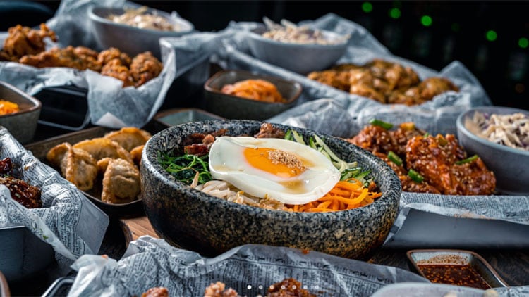 Korean-fried-chicken-specialist-Sojubar-looks-to-enter-UK-market-via-franchise.jpg