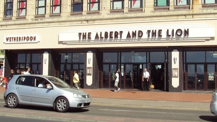 Wetherspoon welcomes cut in VAT by slashing prices of its food and drink