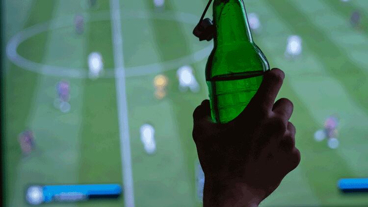 Nightclubs 'turning into pubs' to show England football games to survive extended lockdown