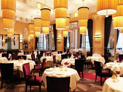 Claridges-interior.jpg