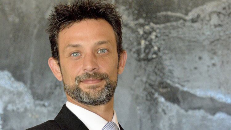 Didier Fertilati: "No one should be ashamed to be a waiter"